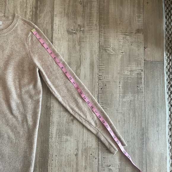 Women’s Loft Sweater - Picture 8 of 15